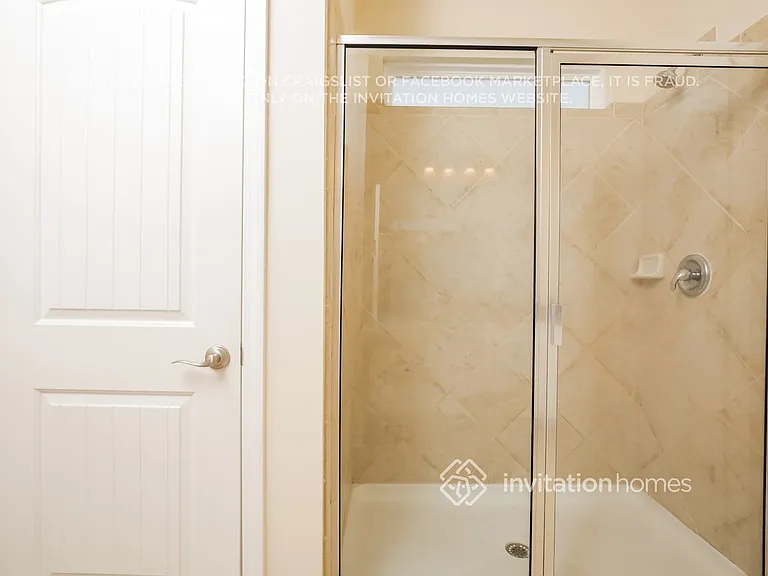 404 Ferry Ct — Photo 13