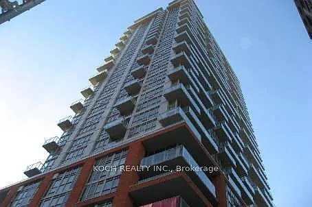 126 Simcoe St Unit 2407 photo 1