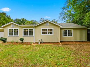 406 Coulter Ave, Cantonment, FL 32533