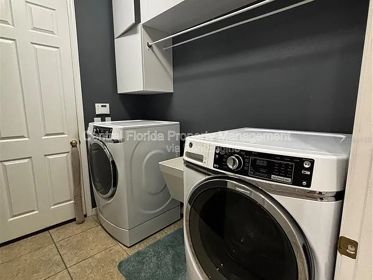 16127 Bristol Lake Cir — Photo 38