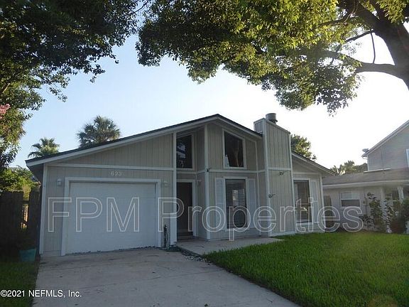 2nd image of 623 10th Pl S