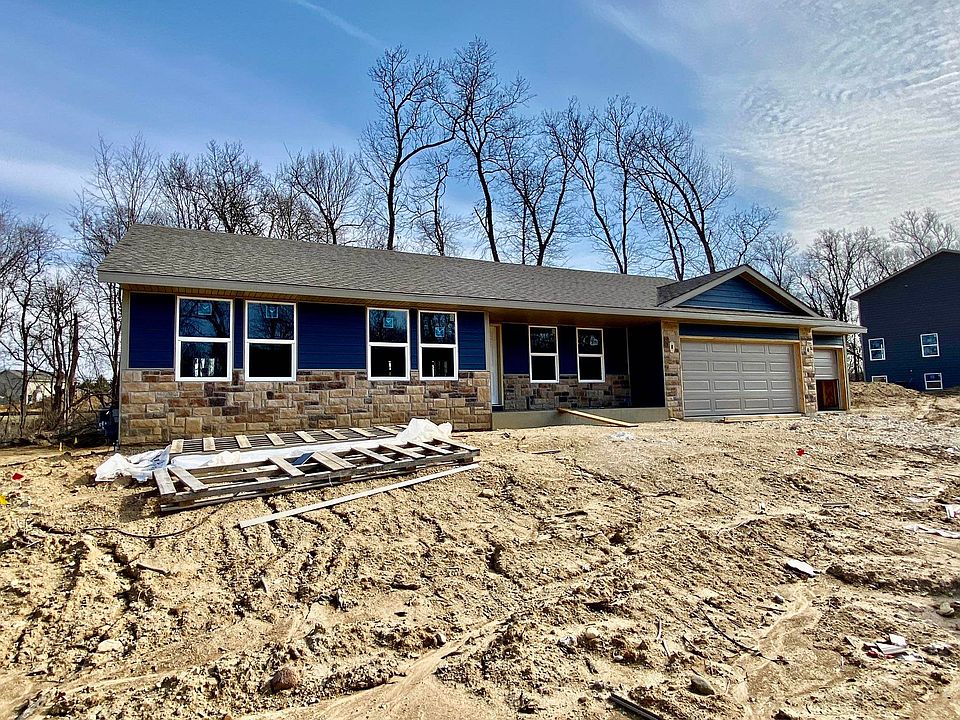 2nd image of 4433 Deer Valley Close