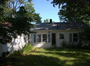 104 Waukewan St, Meredith, NH 03253