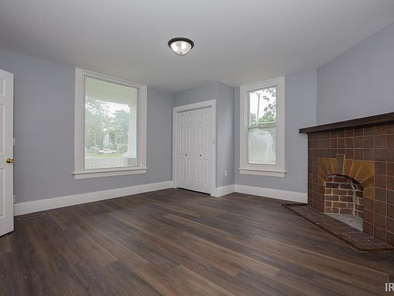 5th image of 629 E Powell Ave