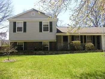 12908 Golden Oak Dr photo 1