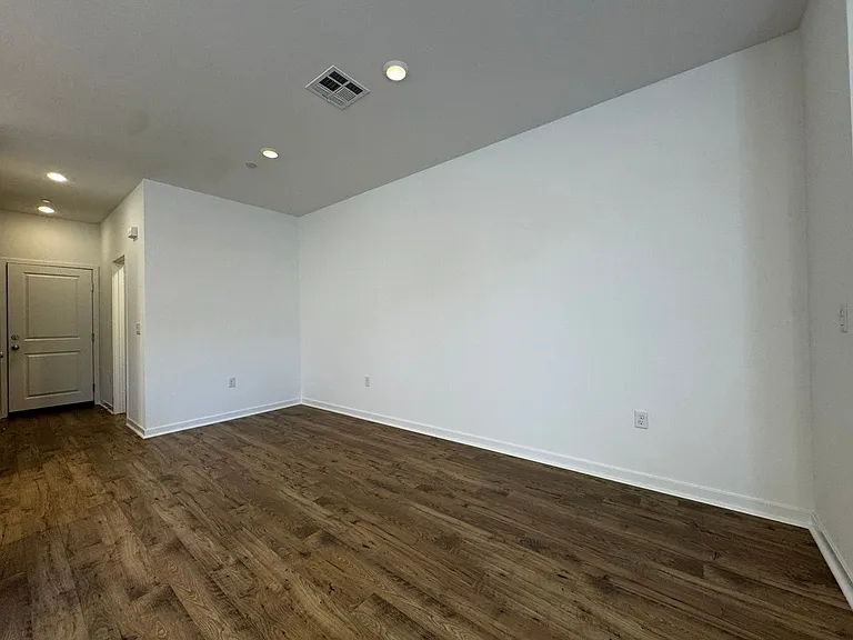 33221 Opal Glass Dr — Photo 7