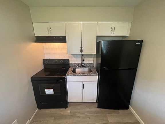 4th image of 851 S 17th St #C