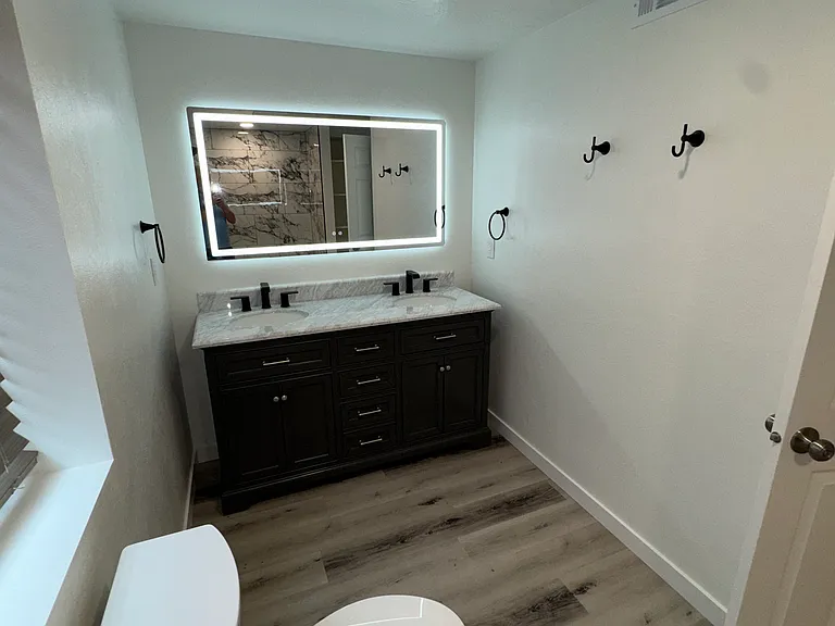 8324 W Westchester Ave — Photo 7
