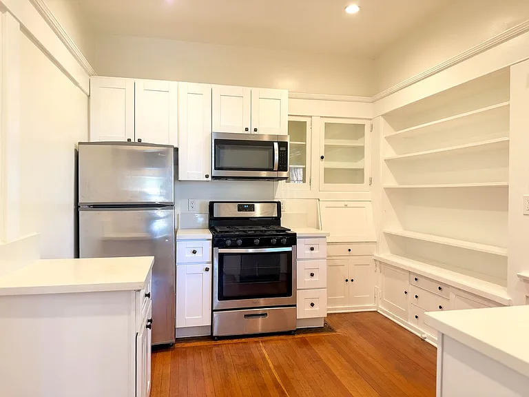 4242 Campus Ave — Photo 16