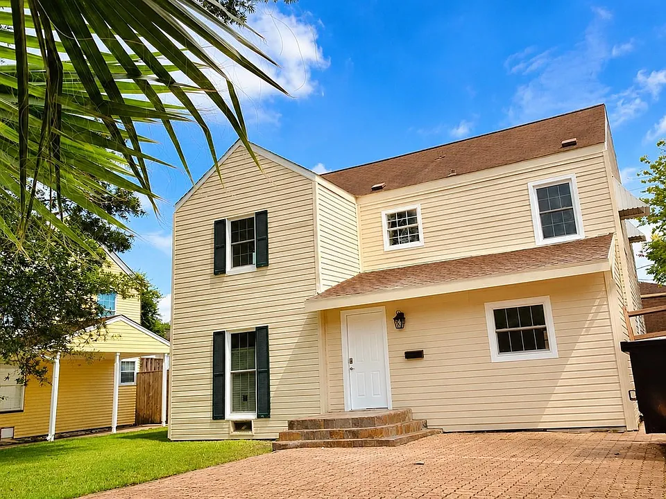 4388 Harvest Ln