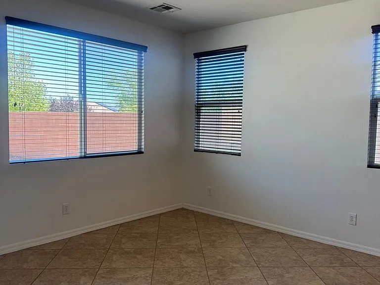 10404 Bays Mountain Ave — Photo 19