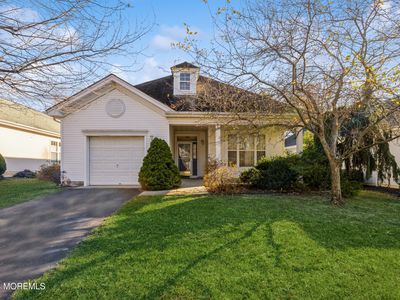 5 April Springs Court, Lakewood, NJ, 08701