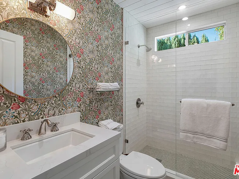 332 S Anita Ave — Photo 24