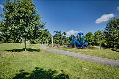 7521 Blair Rd — Photo 13