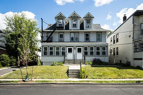 333 2nd Ave #1 Photo 1