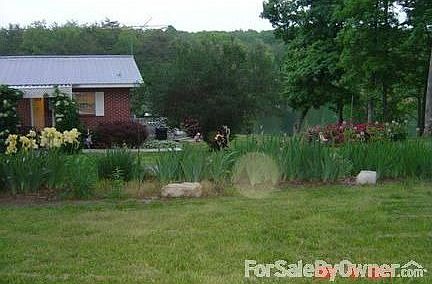 2nd image of 115 Lake Shore Dr