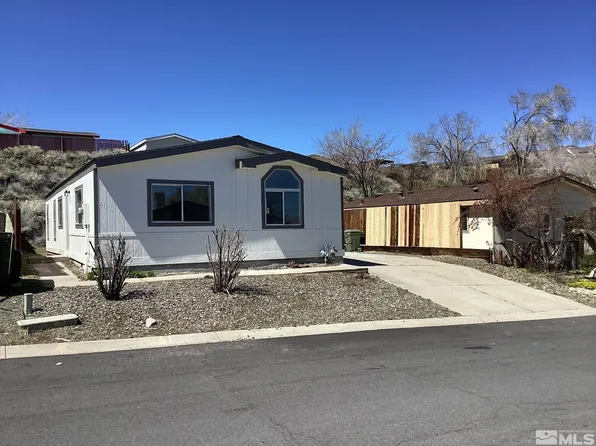 611 Jenni Ln, Mound House, NV 89706