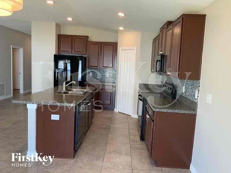 14144 Covert Green Pl — Photo 4