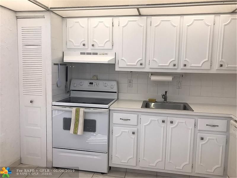 1st image of 1402 NW 80th Ave APT 502