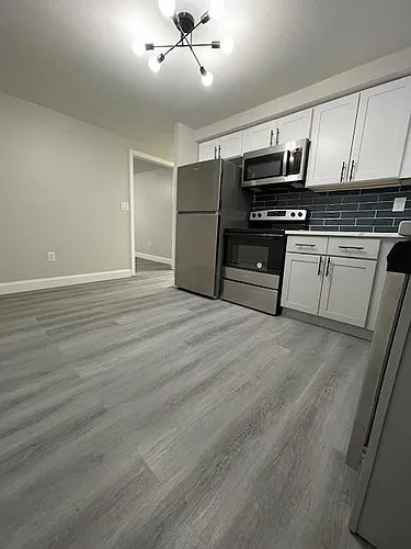 338 Park Ave Photo 1