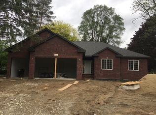 11245 Londonderry Dr, Washington, MI 48095