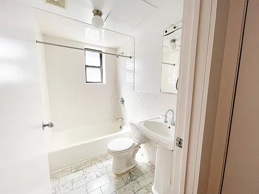 Rented by Douglas Elliman | media 15