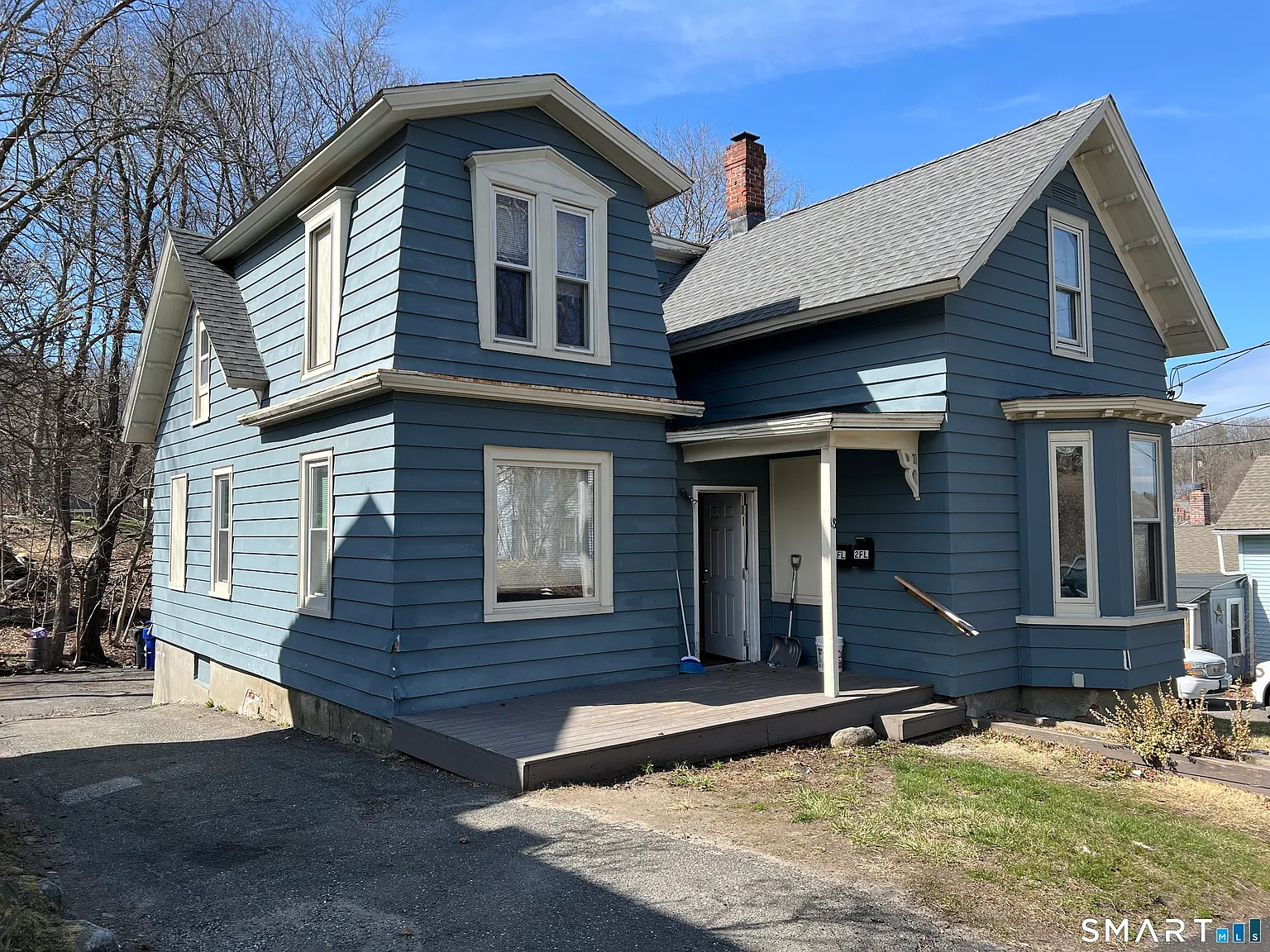 2 bed, 1.0 bath, 900 sqft, $1,495 — Photo 1