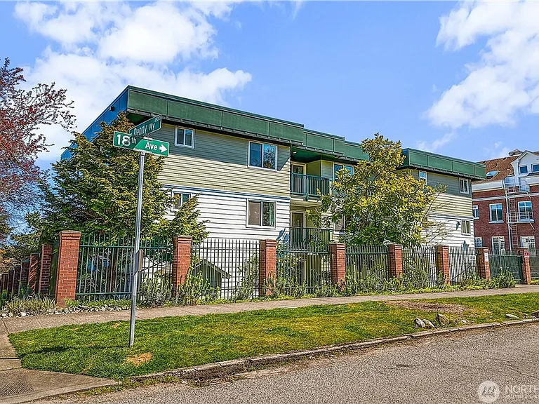 1818 18th Ave #203 — Photo 3
