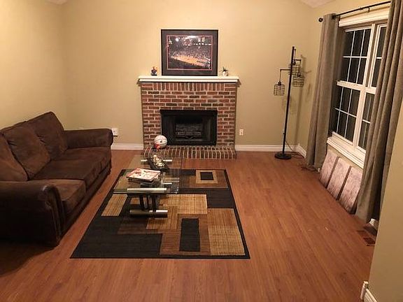 4th image of 3723 Elizabeth Ct
