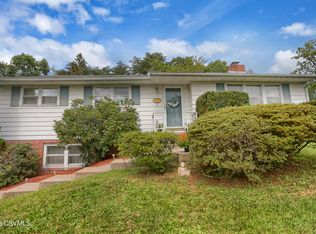 34 Wilson Cir, Milton, PA