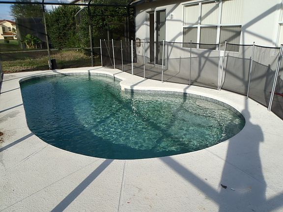 3rd image of 127 Forest View Ct