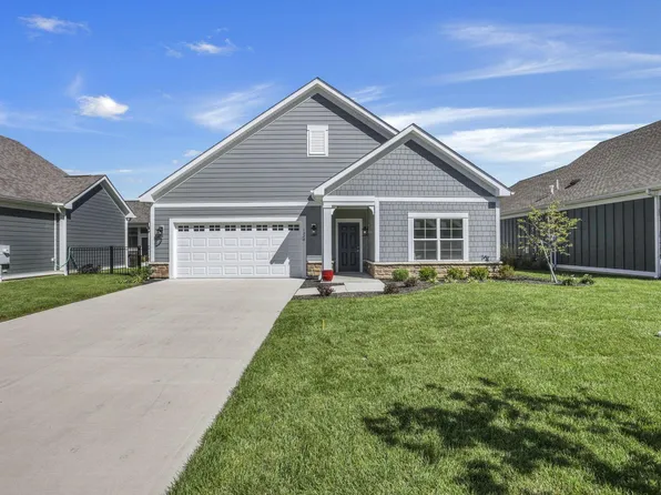 1528 Bethel Woods Blvd, Marysville, OH 43040