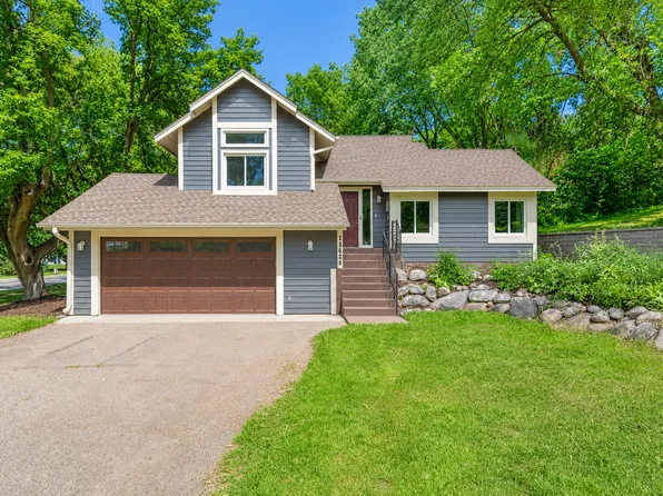 13628 Vincent Cir, Burnsville, MN 55337