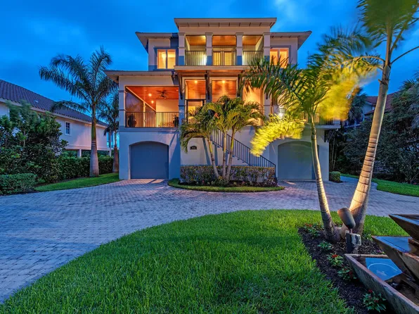 834 Hideaway Cir W, Marco Island, FL 34145