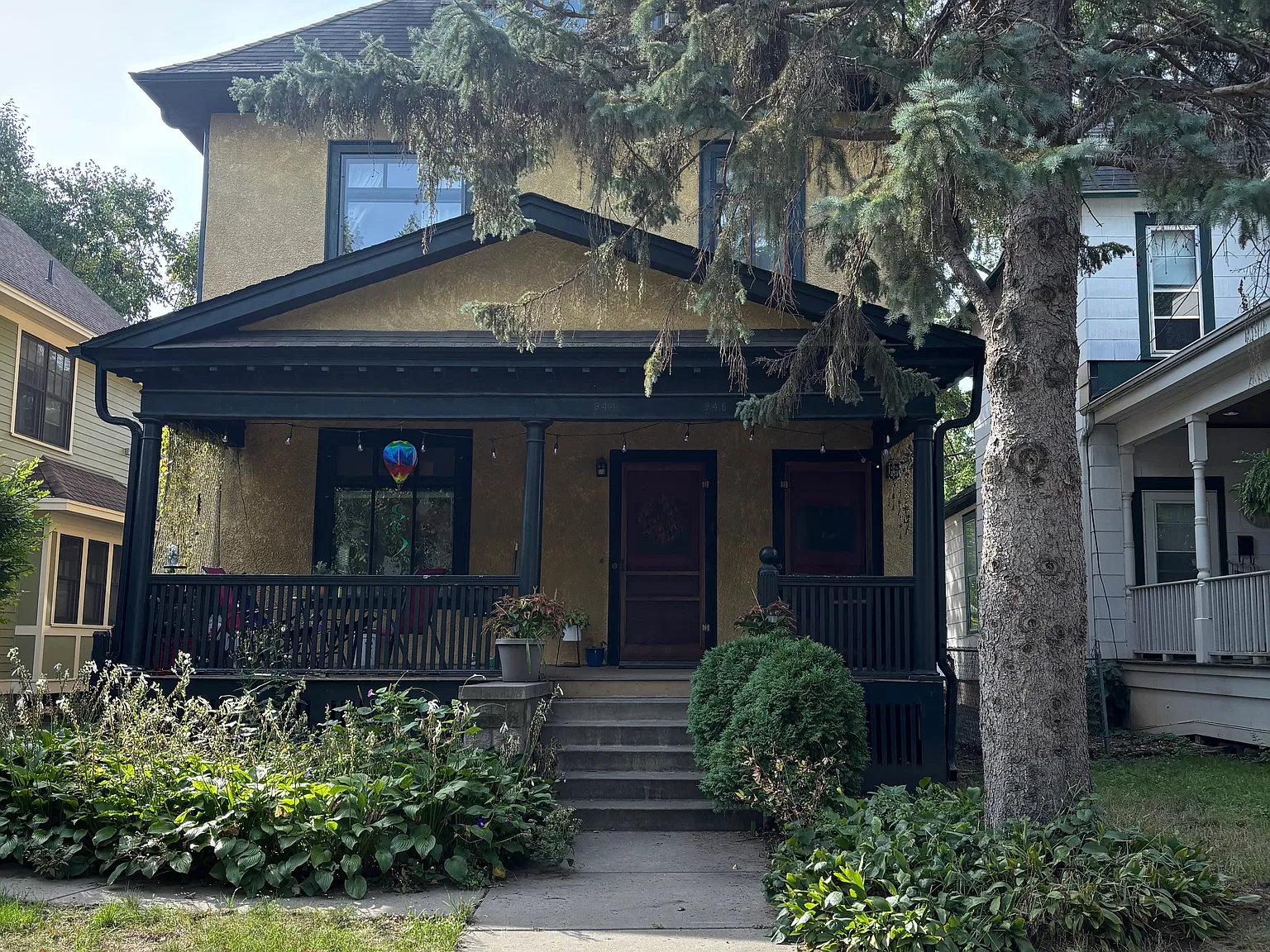 3 bed, 1800 sqft, $2,050 — Photo 1