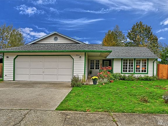 2nd image of 9705 52nd Ave NE