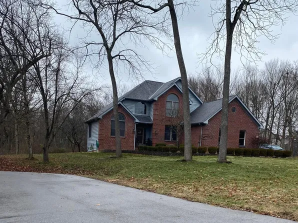 3420 Pine Ridge Dr, Lewis Center, OH 43035