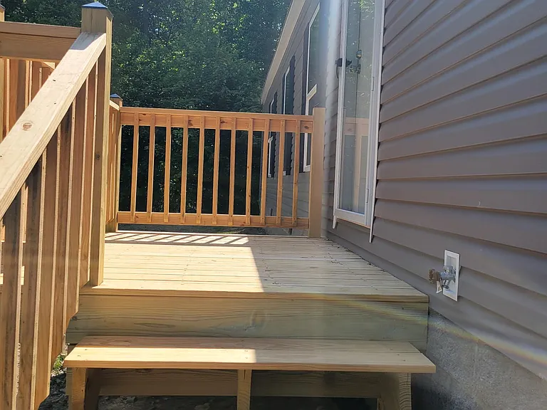 159 Everett St W — Photo 4
