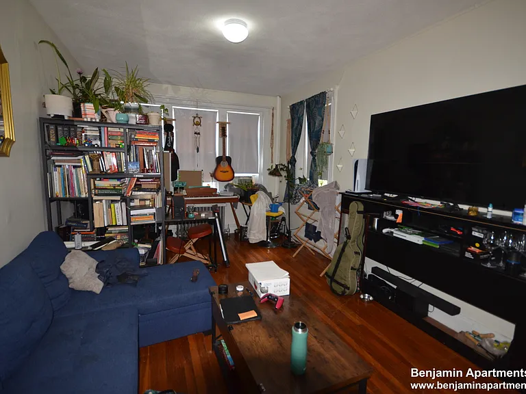 1810 Commonwealth Ave #37 — Photo 1
