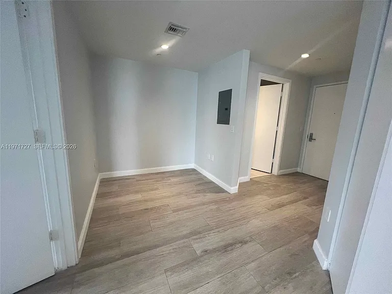 45 SW 9th St #3703 — Photo 17