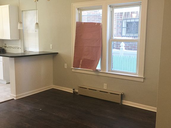 3rd image of 2536 Humphrey St