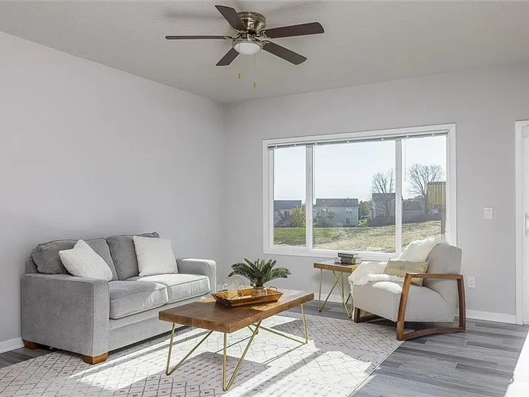 1707 Ashwood Ave — Photo 13