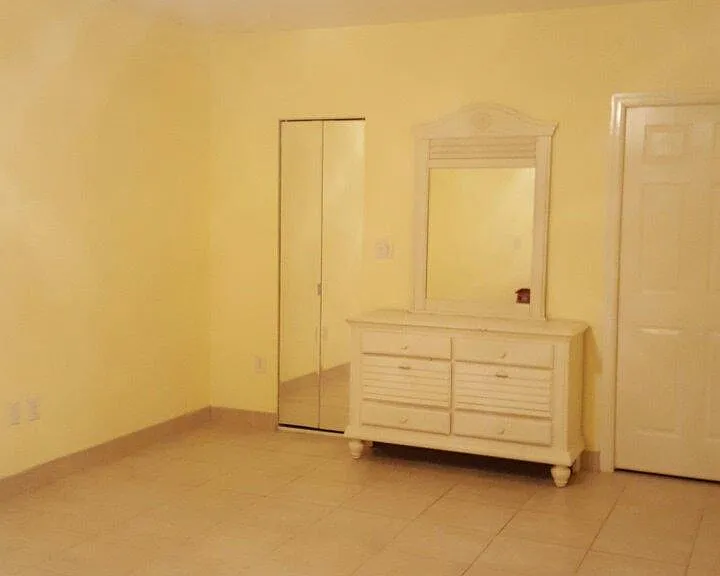 Huge Bonus Room With Closet and Separate Entrance
