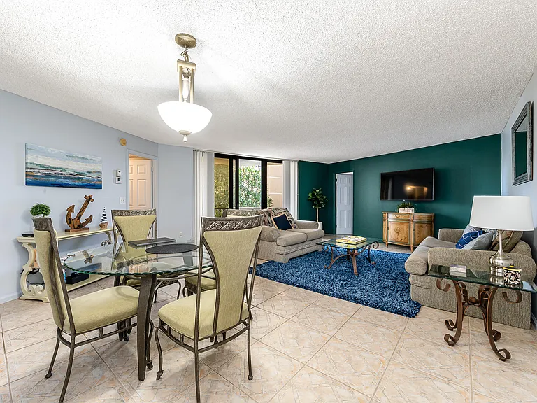 2800 N Ocean Dr #A-2B — Photo 1