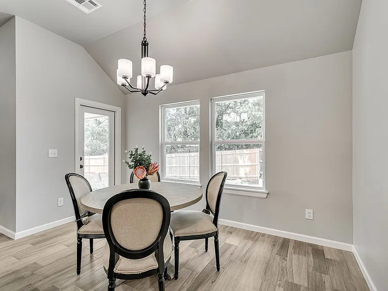 1007 Magnolia Dr — Photo 8