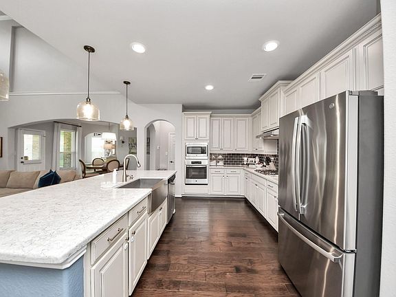 5th image of 12119 Sandstone Cir