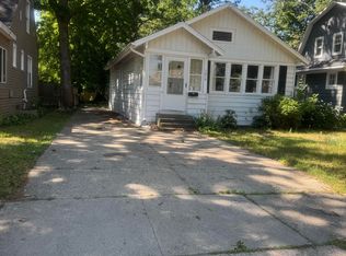1073 Ada Ave, Muskegon, MI 49442
