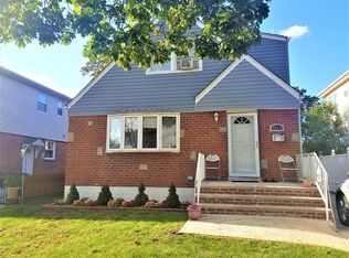 252-11 82nd Rd, Jamaica, NY 11426