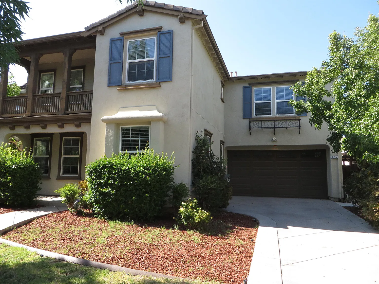 685 W Rico Way - 1 — Photo 2