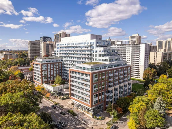 1830 Bloor St W #1017, Toronto, ON M6P 0A2